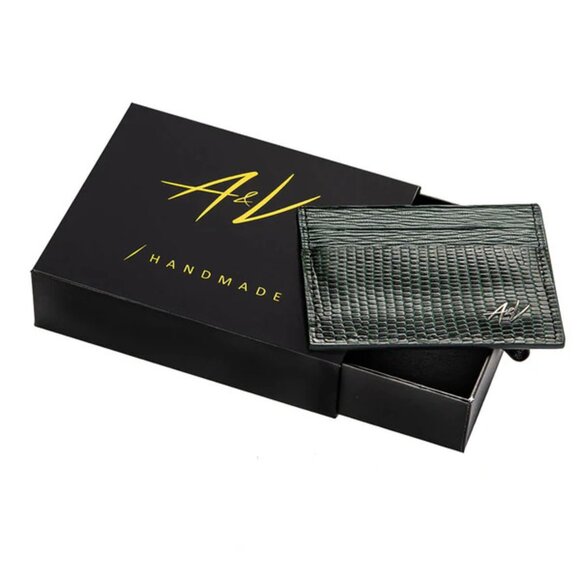 Timeless Lizard Card Case – Premium Feel - Forest Green - Picture 5 of 5